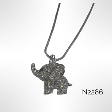 Necklace - Elephant, trunk up (Lrg)
