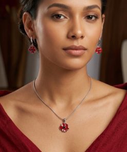 Poppy Necklace