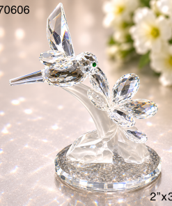 Crystal Figure- Hummingbird with green eye feeding from a flower ( 2" X 3" )