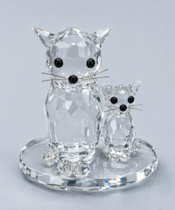 Crystal Figure - Big cat with small cat , ( 2" X 2.25" )
