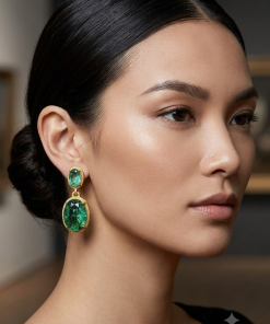 Alternative view of Earring green stone  style