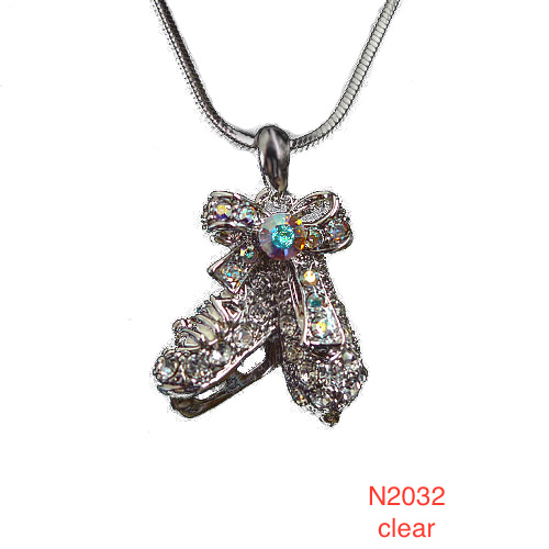 N2032 - Skates with Bow